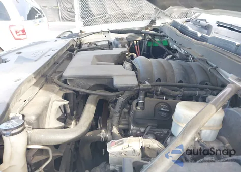 2015 Chevrolet Silverado 1500 1Lt from USA, damaged, VIN 3GCUKREC2FG186955